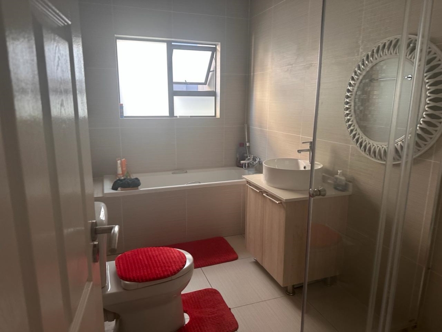 3 Bedroom Property for Sale in Wild Olive Estate Free State